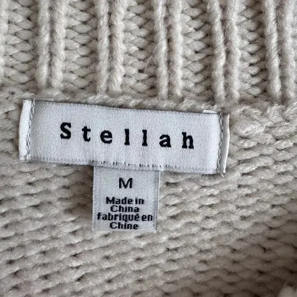 Stellah Cream Floral Appliqué Crewneck Sweater - Picture 2 of 4